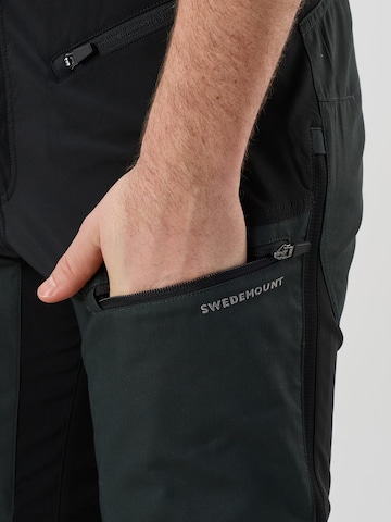 SWEDEMOUNT - regular Pantalón de montaña 'Nordkap' en verde