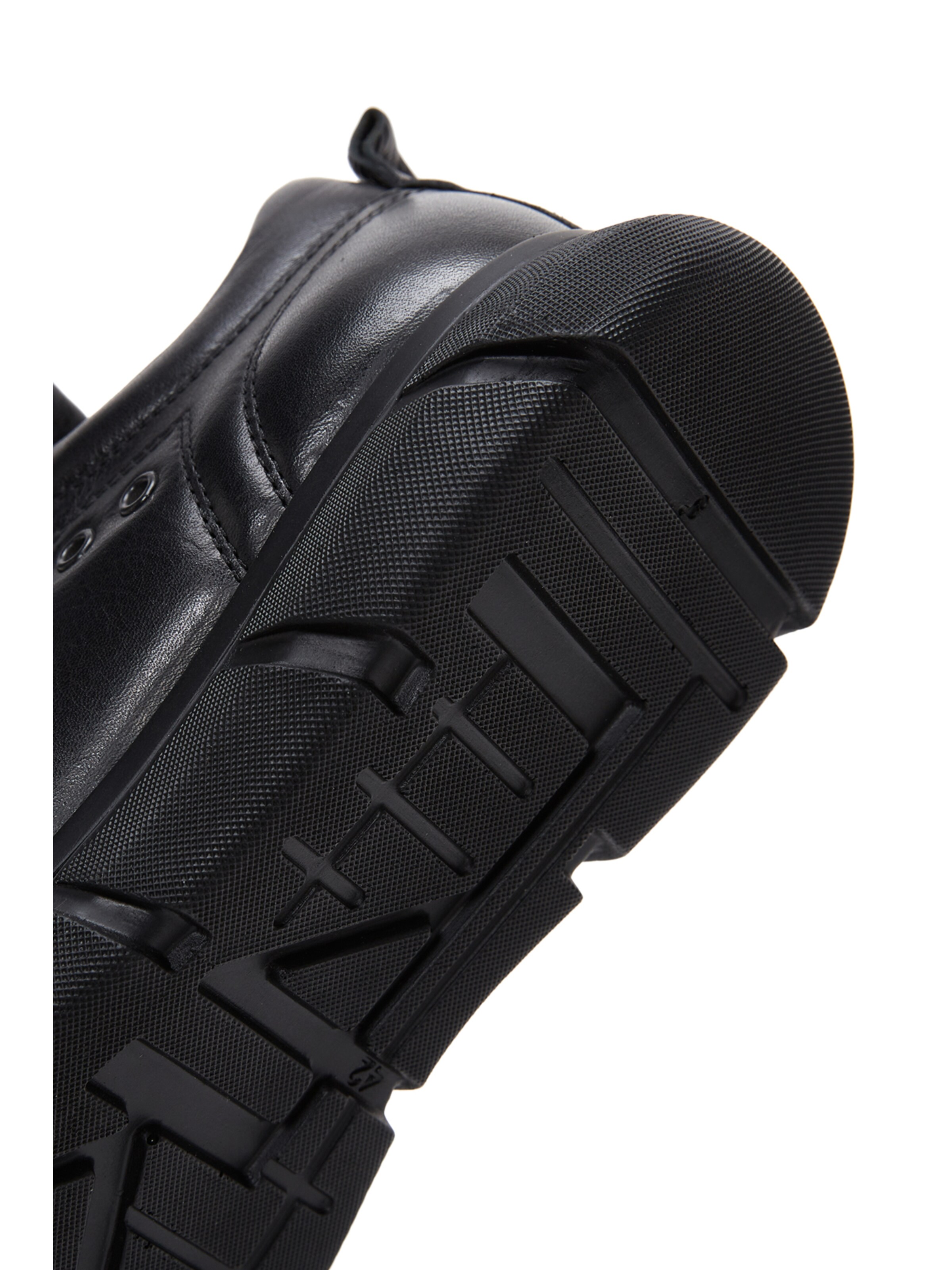 Baskets basses Derimod en noir