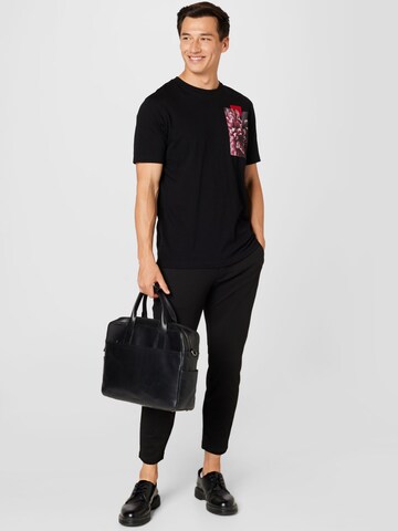 HUGO Red T-Shirt 'Dlammer' in Schwarz