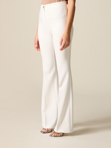 oltre Flared Pants in White