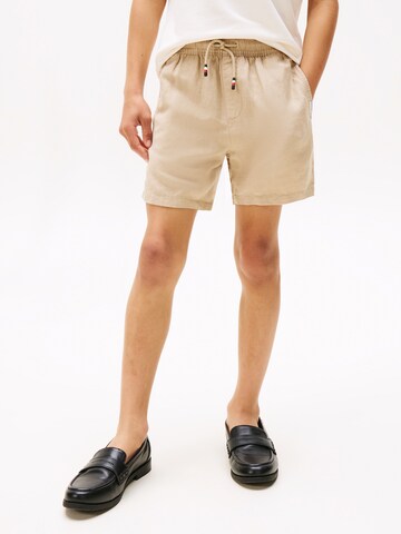 TOMMY HILFIGER Regular Broek in Groen: voorkant