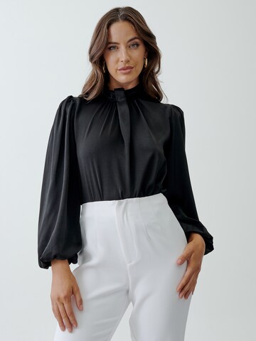 Tussah Blouse 'ELLIE' in Black: front