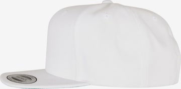 Cappello da baseball 'Classic' di Flexfit in bianco