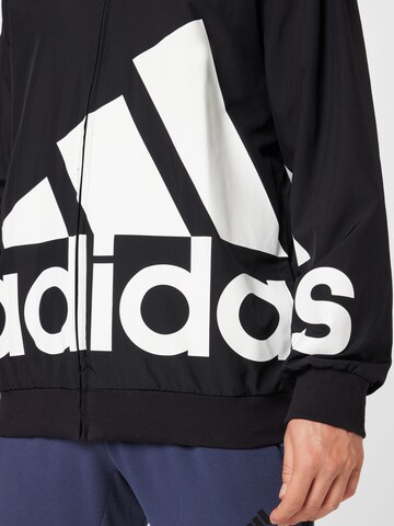 ADIDAS SPORTSWEAR Sportjacke 'Aeroready Essentials Giant Logo ' in Schwarz