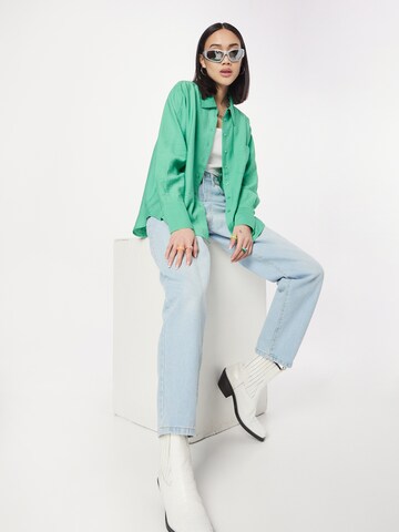 Gina Tricot Blouse 'Manuella' in Groen