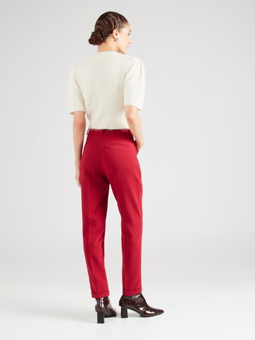 Regular Pantalon à plis 'HEDY' MORE & MORE en rouge