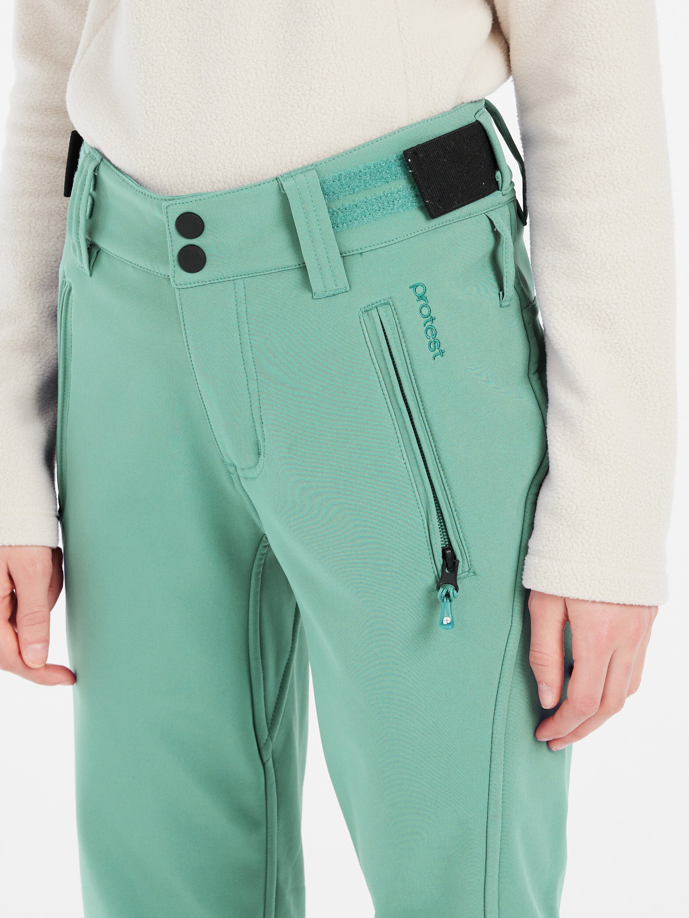 PROTEST Slimfit Sporthose 'RELOLE JR'‌‌‌‌‌‌‌‌‌ in Grün