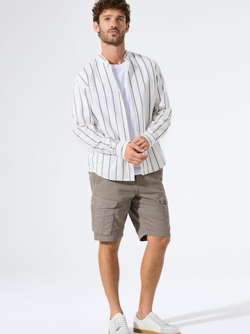 GARCIA Regular Cargo trousers in Brown