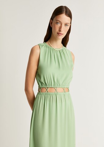 Rochie de la Scalpers pe verde