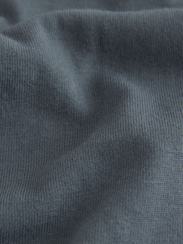 Next Shirt in Grau