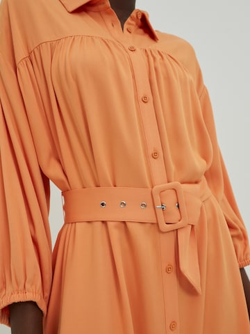 EDITED Košilové šaty 'Nina' – oranžová