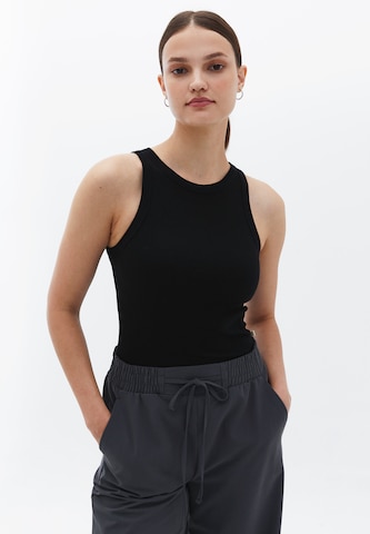 OXXO Top in Zwart: voorkant