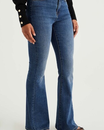 WE Fashion Flared Jeans in Blauw