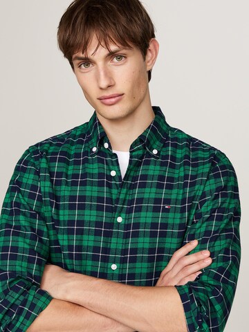 TOMMY HILFIGER Regular fit Button Up Shirt in Green