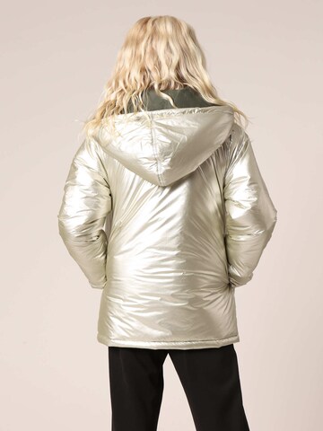 Veste mi-saison ' KALIVIA ' Deeluxe en vert
