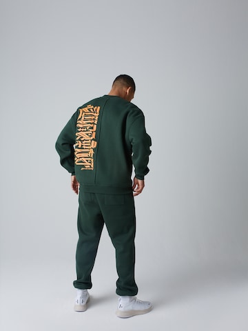 ABOUT YOU x Benny Cristo Sweatshirt 'Dave' in Green