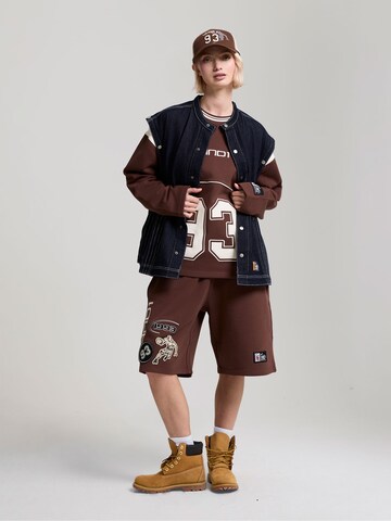 AND1 Sweatshirt i brun