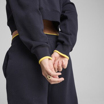 PUMA Sweatshirt 'Road To Unity' in Blauw