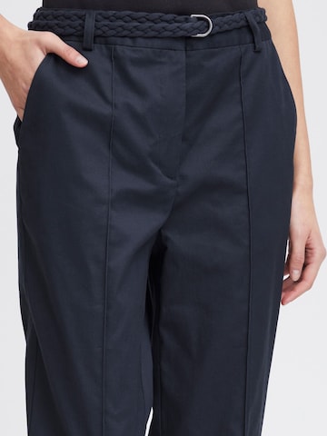 Regular Pantalon à plis ' Ulani ' ICHI en bleu