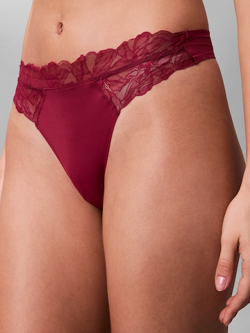 Calvin Klein String in Red