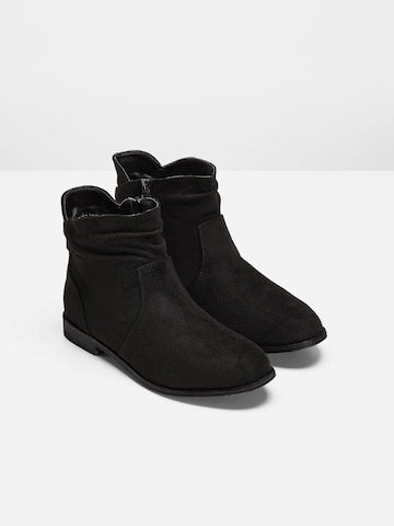 bonprix Stiefelette in Schwarz