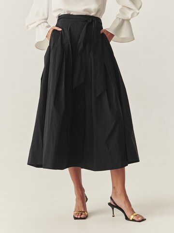 TATUUM Sukně – černá: přední strana