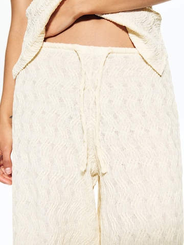 Pull&Bear Loose fit Pants in Beige