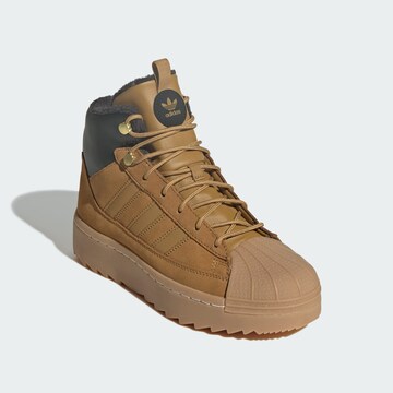 ADIDAS ORIGINALS Sportcipő 'Superstar' - barna