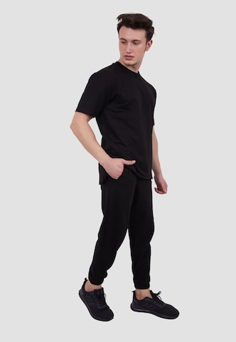 Tom Barron Tracksuit in Black