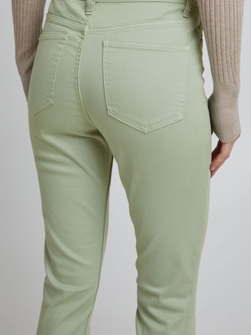 Coupe slim Jean ' Lola ' b.young en vert