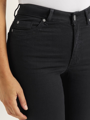 Cellbes of Sweden Slimfit Jeans in Schwarz