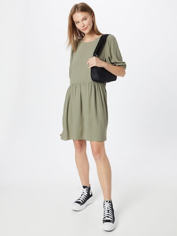 Robe 'Reya' mbym en vert