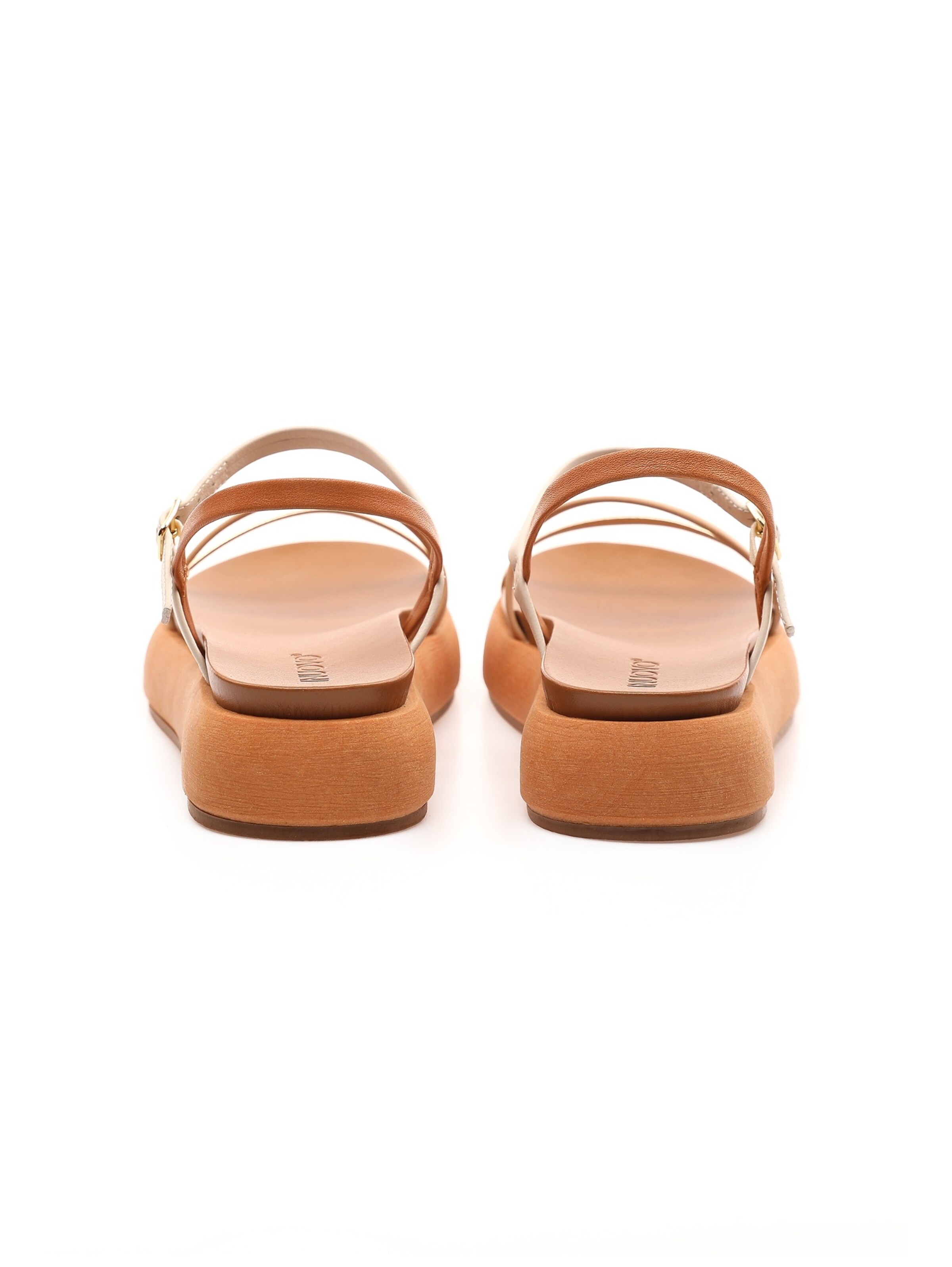 INUOVO Sandaal in Bruin