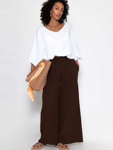 SASSYCLASSY Loosefit Hose‌ in Braun: Vorderseite