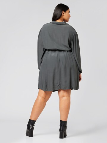 Guido Maria Kretschmer Curvy Shirt dress 'Dajana' in Grey: back