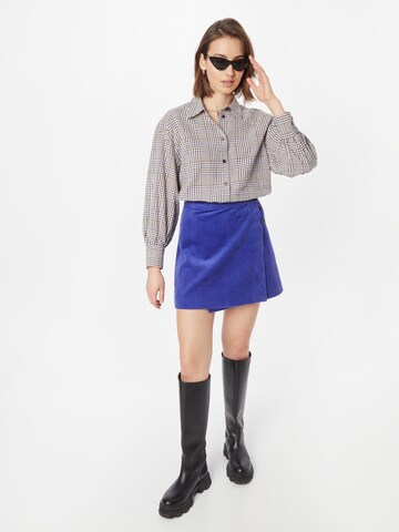 Monki Blouse in Blauw