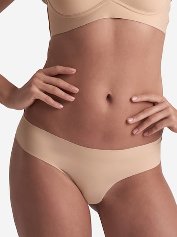 Bye Bra String 'Invisible Thong' in Beige: voorkant