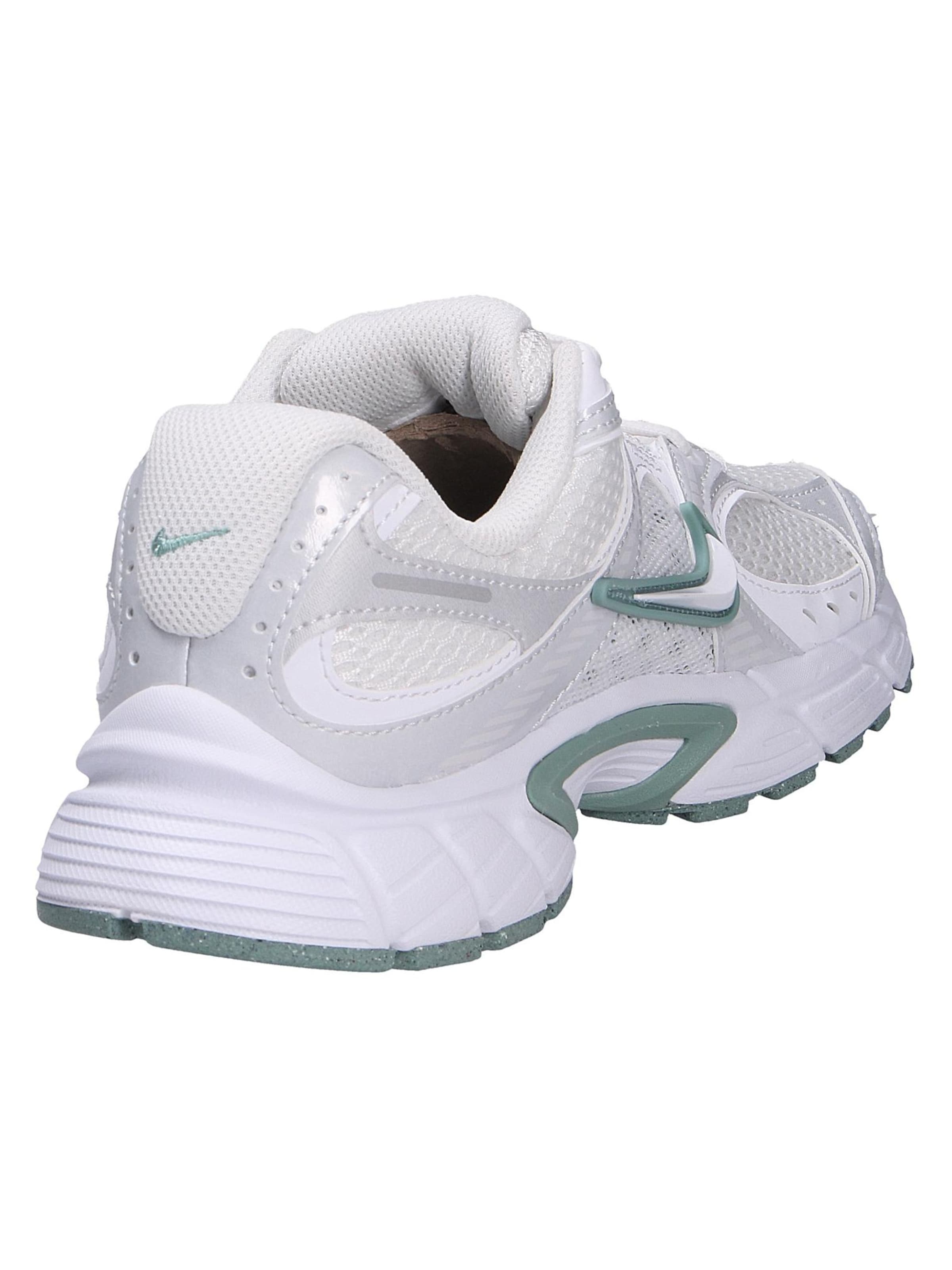 NIKE Sneakers 'V5 RNR' in White