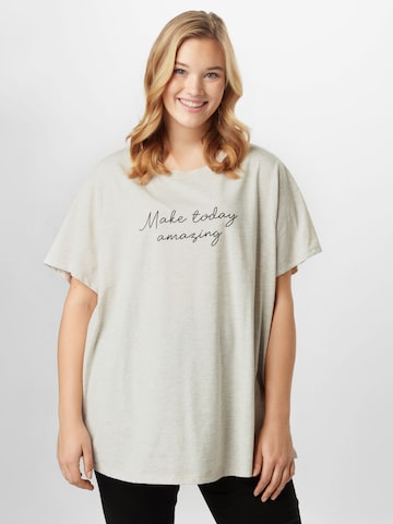 T-shirt 'Hilla' KAFFE CURVE en gris : devant