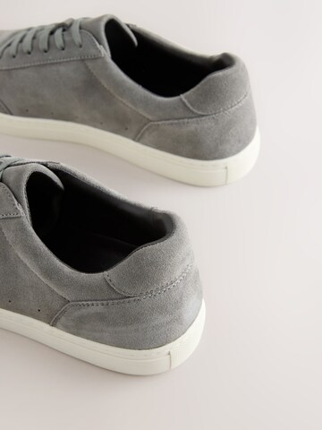 Baskets basses Next en gris