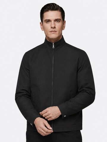 ALLTHEMEN Between-Season Jacket 'Windstille' in Black: front