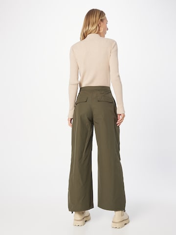 Wide Leg Pantalon 'Nilo' WEEKDAY en vert