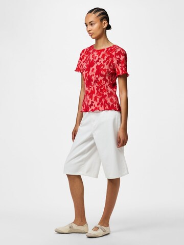Maglietta di PIECES in rosso