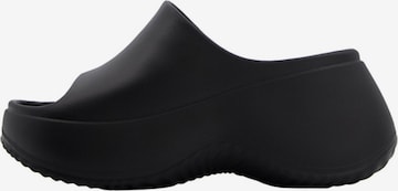BershkaNatikače s potpeticom - crna boja