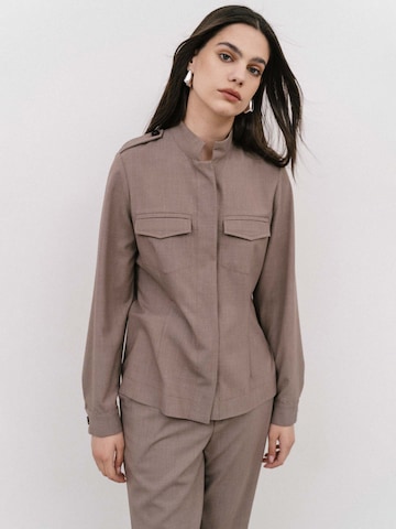 4TAILORS Tričko - Béžová: predná strana