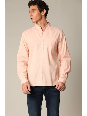 Coupe regular Chemise 'Sole' Deeluxe en orange : devant