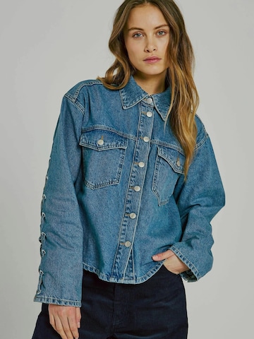 NORR Shirt ' Kenzie ' in Blau: Vorderseite