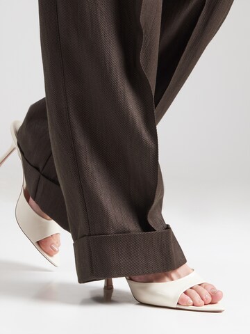 Wide Leg Pantalon à plis 'PANDORA LANE' IVY OAK en marron