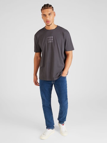 Tommy Jeans Bluser & t-shirts i grå
