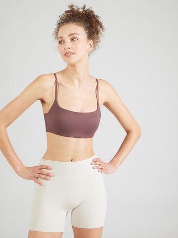 ICANIWILL Korzetová Sportovní podprsenka – červená: přední strana